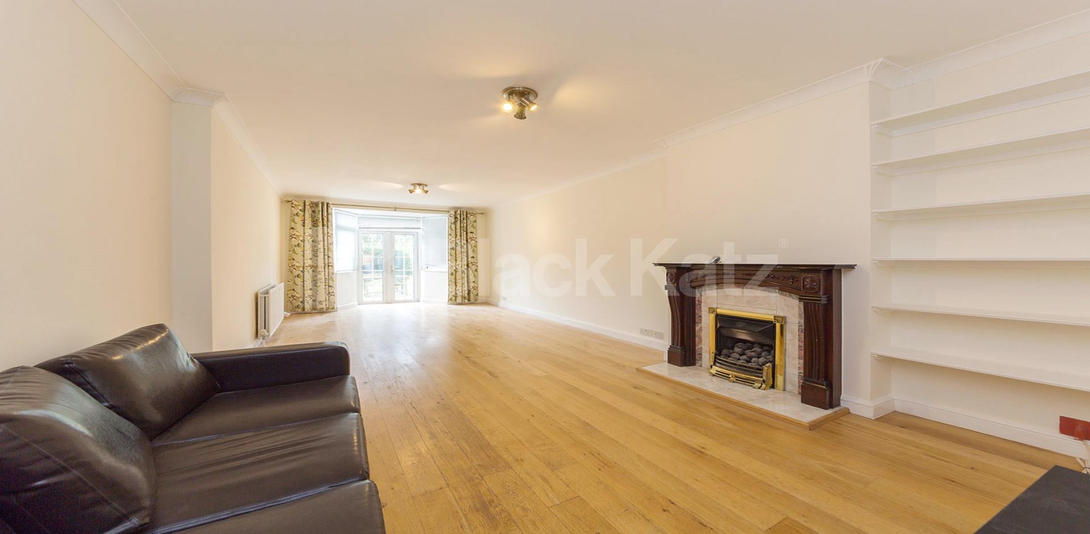 			3 Bedroom, 1 bath, 1 reception Terraced House			 Wormholt Road, Shepherds Bush